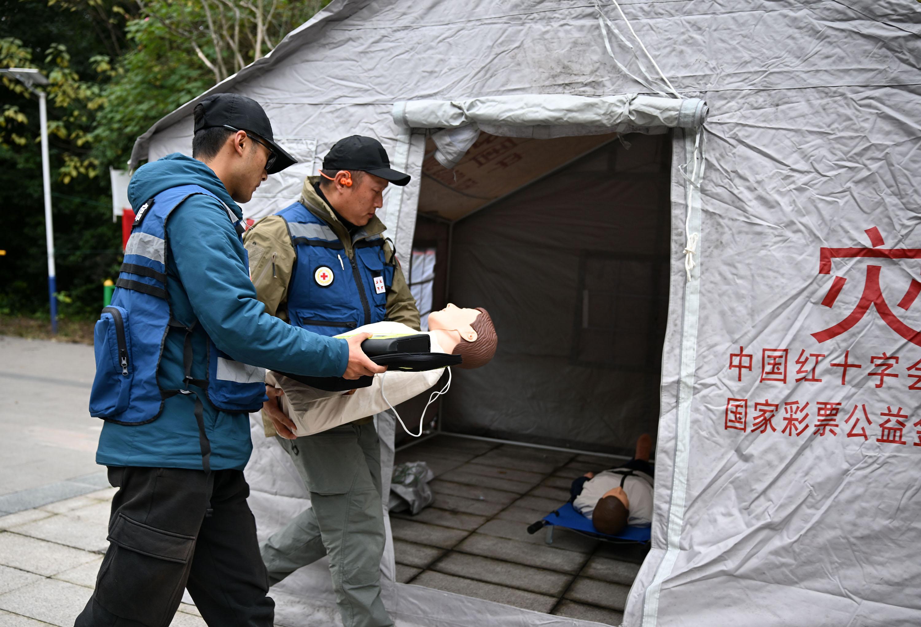 内江东兴区西林街道：红十字“救”在身边